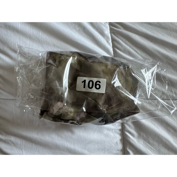 Lululemon Tough Train High-Neck Bra Medium Support Heritage Camo Size 10 New - Picture 11 of 11